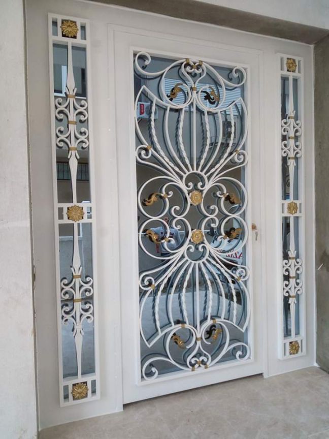 İzmir Bina Dış Kapıları